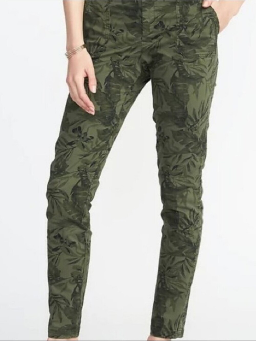 Tropical Leaf Pixie Pants - Picture 2 of 11